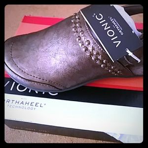 Brand New Vionic Wemons Shoe